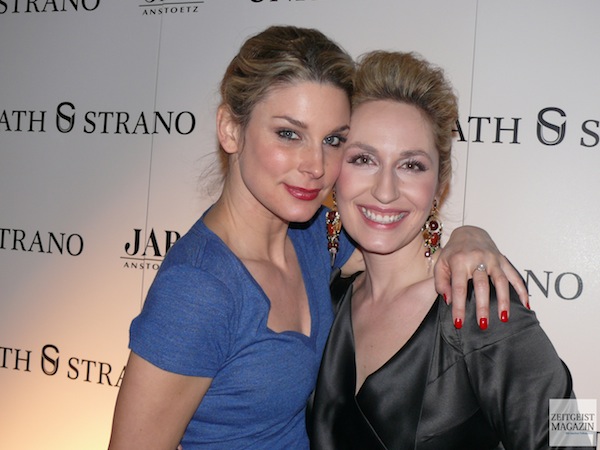 Unter Uns-Darstellerin Claudelle Deckert (links)